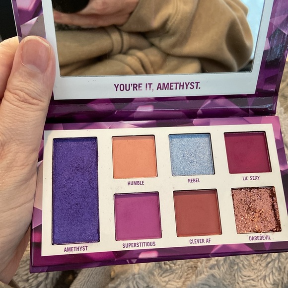 BH Cosmetics Amethyst 7 eyeshadow palette. Gemstone Collection. February. Vegan - Picture 2 of 4